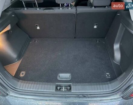 Сірий Хендай Kona, об'ємом двигуна 0 л та пробігом 50 тис. км за 17800 $, фото 29 на Automoto.ua