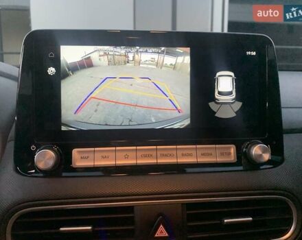 Сірий Хендай Kona, об'ємом двигуна 0 л та пробігом 123 тис. км за 18600 $, фото 8 на Automoto.ua