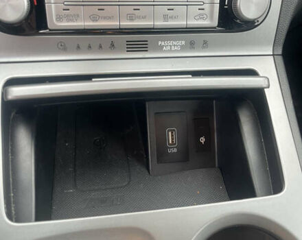 Сірий Хендай Kona, об'ємом двигуна 0 л та пробігом 132 тис. км за 15500 $, фото 11 на Automoto.ua