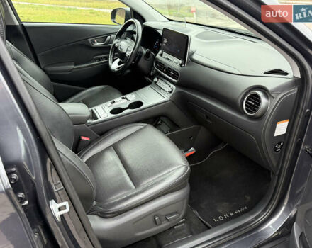 Сірий Хендай Kona, об'ємом двигуна 0 л та пробігом 78 тис. км за 18600 $, фото 26 на Automoto.ua