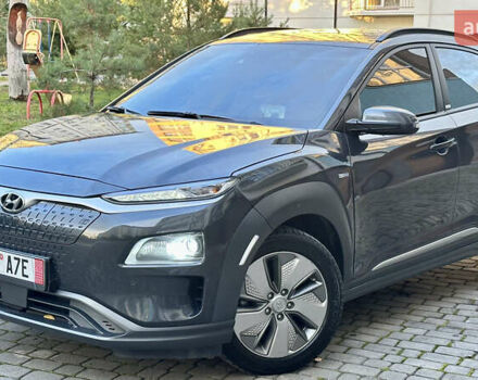 Сірий Хендай Kona, об'ємом двигуна 0 л та пробігом 137 тис. км за 16900 $, фото 8 на Automoto.ua