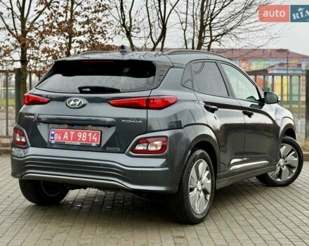 Серый Хендай Kona, объемом двигателя 0 л и пробегом 74 тыс. км за 15250 $, фото 17 на Automoto.ua