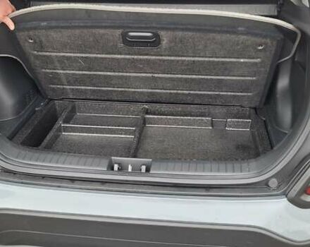 Сірий Хендай Kona, об'ємом двигуна 2 л та пробігом 59 тис. км за 15100 $, фото 8 на Automoto.ua