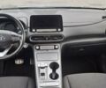 Сірий Хендай Kona, об'ємом двигуна 0 л та пробігом 90 тис. км за 13600 $, фото 29 на Automoto.ua