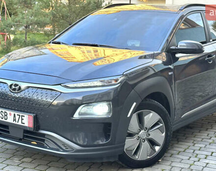 Серый Хендай Kona, объемом двигателя 0 л и пробегом 137 тыс. км за 17500 $, фото 5 на Automoto.ua