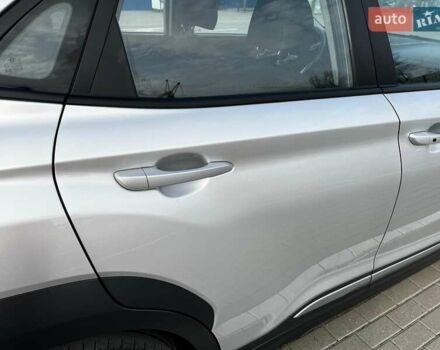 Серый Хендай Kona, объемом двигателя 0 л и пробегом 136 тыс. км за 16700 $, фото 12 на Automoto.ua