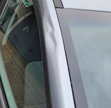 Сірий Хендай Kona, об'ємом двигуна 2 л та пробігом 59 тис. км за 15100 $, фото 21 на Automoto.ua