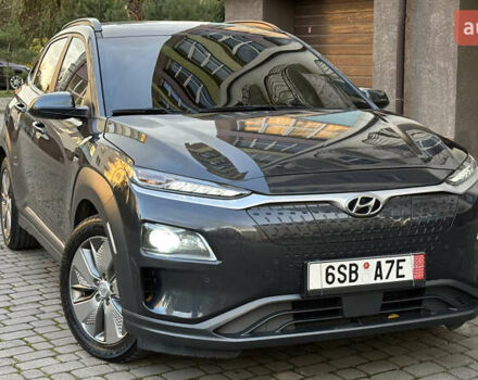 Серый Хендай Kona, объемом двигателя 0 л и пробегом 137 тыс. км за 17500 $, фото 2 на Automoto.ua