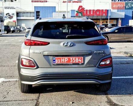 Серый Хендай Kona, объемом двигателя 0 л и пробегом 116 тыс. км за 18600 $, фото 9 на Automoto.ua