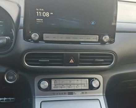 Серый Хендай Kona, объемом двигателя 0 л и пробегом 51 тыс. км за 16700 $, фото 29 на Automoto.ua