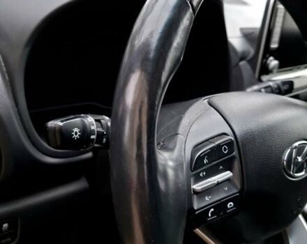 Сірий Хендай Kona, об'ємом двигуна 0 л та пробігом 128 тис. км за 16900 $, фото 52 на Automoto.ua