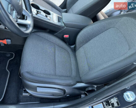 Сірий Хендай Kona, об'ємом двигуна 0 л та пробігом 114 тис. км за 15999 $, фото 26 на Automoto.ua