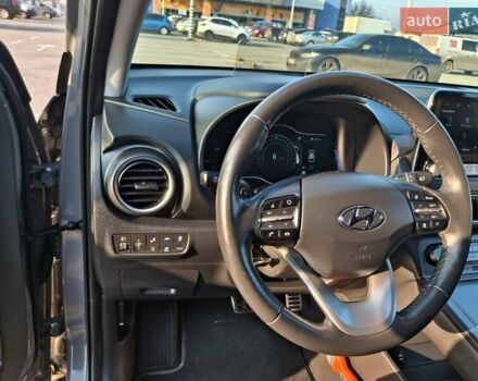 Серый Хендай Kona, объемом двигателя 0 л и пробегом 116 тыс. км за 18600 $, фото 22 на Automoto.ua