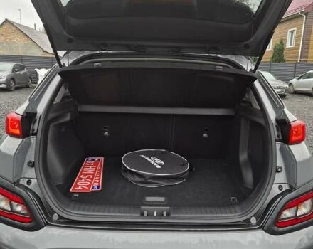 Сірий Хендай Kona, об'ємом двигуна 0 л та пробігом 99 тис. км за 19499 $, фото 17 на Automoto.ua