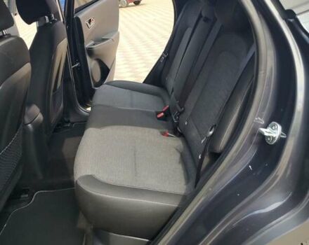 Сірий Хендай Kona, об'ємом двигуна 0 л та пробігом 136 тис. км за 17200 $, фото 23 на Automoto.ua