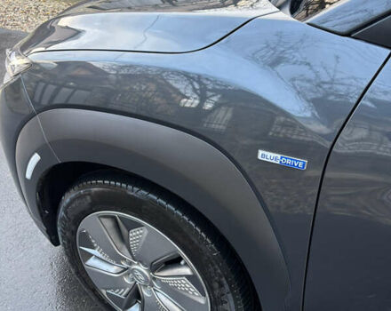 Серый Хендай Kona, объемом двигателя 0 л и пробегом 23 тыс. км за 16900 $, фото 16 на Automoto.ua