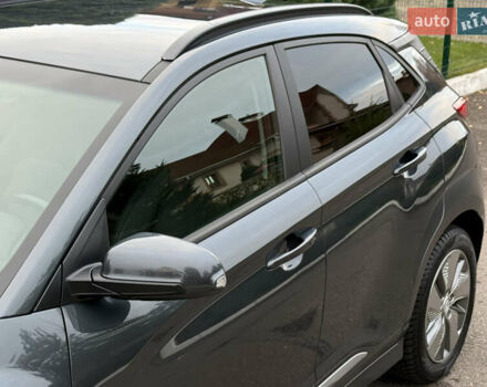 Сірий Хендай Kona, об'ємом двигуна 0 л та пробігом 81 тис. км за 17200 $, фото 34 на Automoto.ua