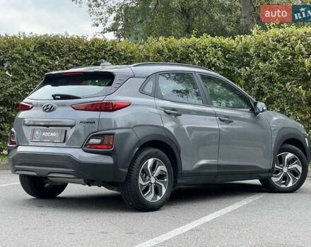 Серый Хендай Kona, объемом двигателя 1.6 л и пробегом 54 тыс. км за 20950 $, фото 21 на Automoto.ua
