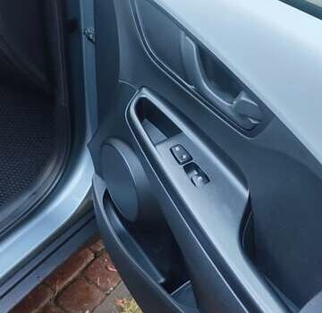 Сірий Хендай Kona, об'ємом двигуна 2 л та пробігом 61 тис. км за 14600 $, фото 16 на Automoto.ua