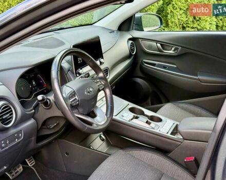 Сірий Хендай Kona, об'ємом двигуна 0 л та пробігом 36 тис. км за 16400 $, фото 20 на Automoto.ua