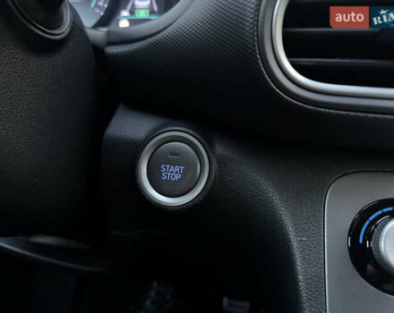 Сірий Хендай Kona, об'ємом двигуна 0 л та пробігом 81 тис. км за 17200 $, фото 75 на Automoto.ua