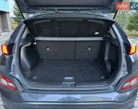 Серый Хендай Kona, объемом двигателя 0 л и пробегом 137 тыс. км за 17500 $, фото 39 на Automoto.ua