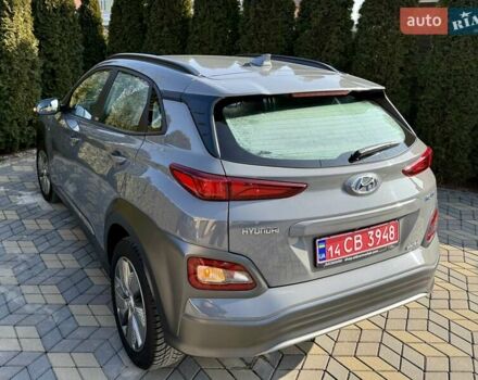 Сірий Хендай Kona, об'ємом двигуна 0 л та пробігом 17 тис. км за 14899 $, фото 17 на Automoto.ua