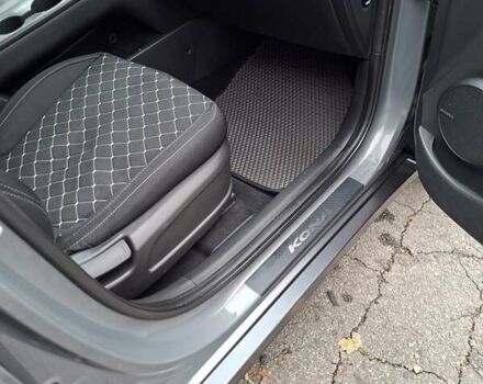 Сірий Хендай Kona, об'ємом двигуна 0 л та пробігом 86 тис. км за 15200 $, фото 20 на Automoto.ua