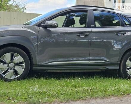 Сірий Хендай Kona, об'ємом двигуна 0 л та пробігом 47 тис. км за 16350 $, фото 15 на Automoto.ua