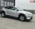 Серый Хендай Kona, объемом двигателя 0 л и пробегом 62 тыс. км за 18900 $, фото 4 на Automoto.ua