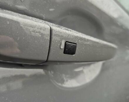 Сірий Хендай Kona, об'ємом двигуна 0 л та пробігом 99 тис. км за 19499 $, фото 26 на Automoto.ua