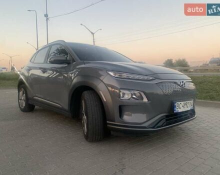 Сірий Хендай Kona, об'ємом двигуна 0 л та пробігом 123 тис. км за 18600 $, фото 1 на Automoto.ua