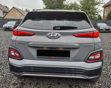 Сірий Хендай Kona, об'ємом двигуна 0 л та пробігом 99 тис. км за 19499 $, фото 5 на Automoto.ua