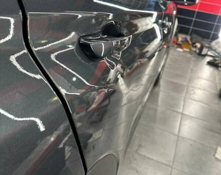 Серый Хендай Kona, объемом двигателя 2 л и пробегом 58 тыс. км за 19500 $, фото 10 на Automoto.ua