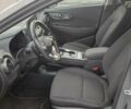 Сірий Хендай Kona, об'ємом двигуна 0 л та пробігом 90 тис. км за 13600 $, фото 9 на Automoto.ua