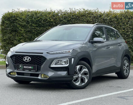 Серый Хендай Kona, объемом двигателя 1.6 л и пробегом 54 тыс. км за 20950 $, фото 7 на Automoto.ua