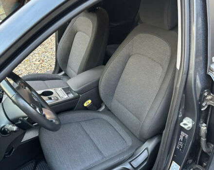 Серый Хендай Kona, объемом двигателя 0 л и пробегом 23 тыс. км за 16900 $, фото 21 на Automoto.ua