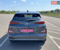 Серый Хендай Kona, объемом двигателя 0 л и пробегом 71 тыс. км за 16999 $, фото 6 на Automoto.ua