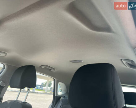 Сірий Хендай Kona, об'ємом двигуна 0 л та пробігом 50 тис. км за 14999 $, фото 42 на Automoto.ua