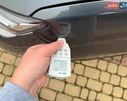 Серый Хендай Kona, объемом двигателя 0 л и пробегом 60 тыс. км за 15555 $, фото 27 на Automoto.ua