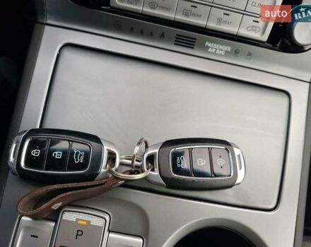Сірий Хендай Kona, об'ємом двигуна 0 л та пробігом 136 тис. км за 17200 $, фото 29 на Automoto.ua