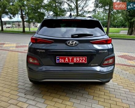 Сірий Хендай Kona, об'ємом двигуна 0 л та пробігом 128 тис. км за 16900 $, фото 14 на Automoto.ua