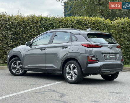 Серый Хендай Kona, объемом двигателя 1.6 л и пробегом 54 тыс. км за 20950 $, фото 17 на Automoto.ua