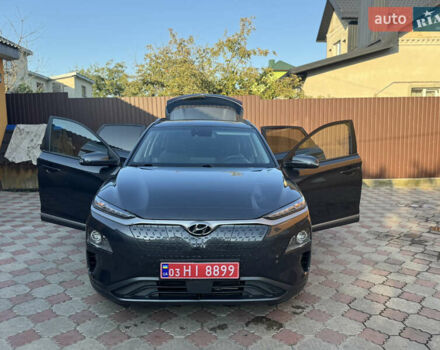 Сірий Хендай Kona, об'ємом двигуна 0 л та пробігом 40 тис. км за 16799 $, фото 29 на Automoto.ua