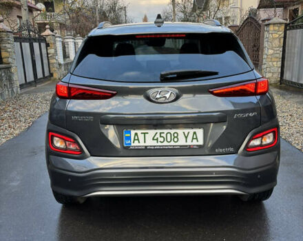 Серый Хендай Kona, объемом двигателя 0 л и пробегом 23 тыс. км за 16900 $, фото 7 на Automoto.ua