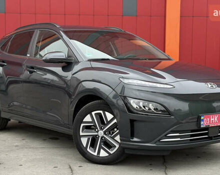 Серый Хендай Kona, объемом двигателя 0 л и пробегом 50 тыс. км за 18500 $, фото 7 на Automoto.ua