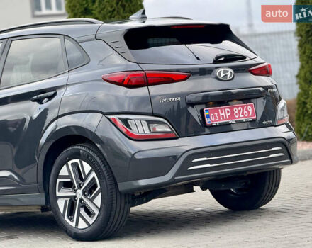 Серый Хендай Kona, объемом двигателя 0 л и пробегом 56 тыс. км за 17299 $, фото 26 на Automoto.ua
