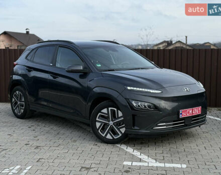 Серый Хендай Kona, объемом двигателя 0 л и пробегом 41 тыс. км за 18000 $, фото 8 на Automoto.ua