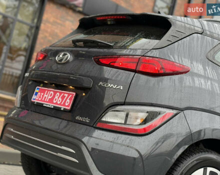 Серый Хендай Kona, объемом двигателя 0 л и пробегом 52 тыс. км за 17299 $, фото 34 на Automoto.ua