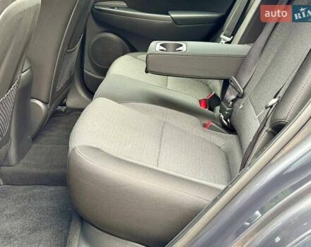 Сірий Хендай Kona, об'ємом двигуна 0 л та пробігом 44 тис. км за 16999 $, фото 21 на Automoto.ua